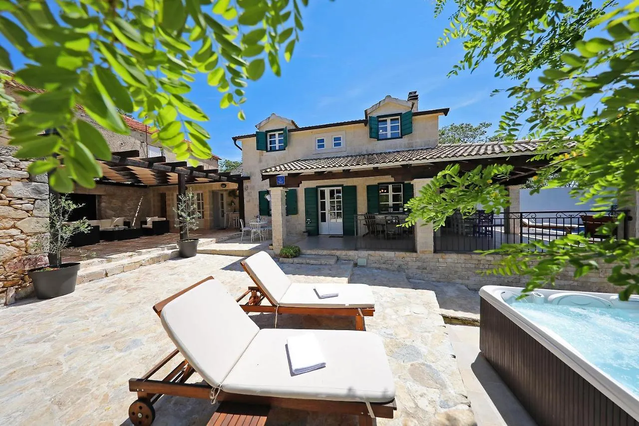Villa Dvori Dida Mile Sveti Petar  Kroatië